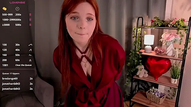 AnnieKim  online show from 04-08-26, 04:18