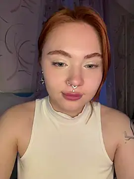 Snapshot of LunaMillie chatting on 04-25-26, 03:42 LunaMillie online show from 04-25-26, 03:42