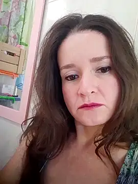 Snapshot of _anita_rojas chatting on 10-10-25, 01:21 anita rojas online show from 10-10-25, 01:21