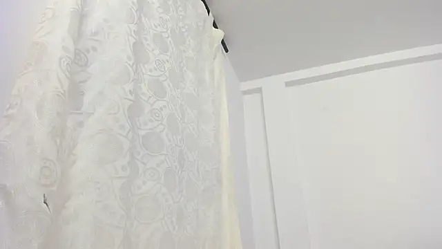 Snapshot of Ebony_danik chatting on 09-27-25, 11:54 Ebony danik online show from 09-27-25, 11:54