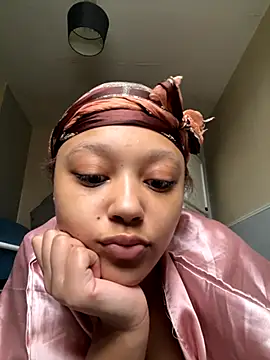 Marleymols online show from 11-22-25, 01:54