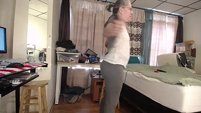 ANALTRAINING4U2 online show from 02-19-25, 04:00