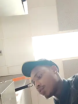 Dropdingo online show from 11-15-25, 01:40