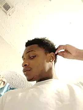 Dropdingo online show from 12-15-25, 01:10