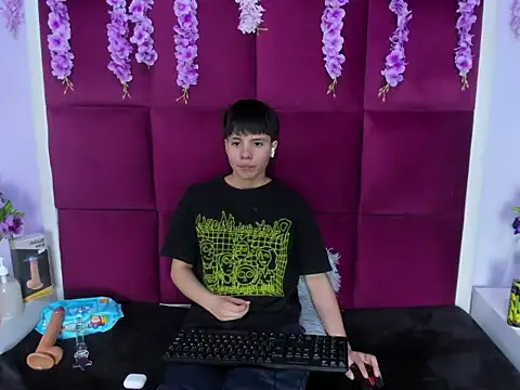 Bruno Cruzz online show from 10-30-25, 02:24