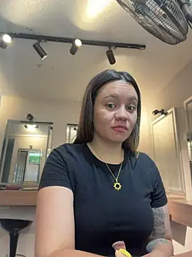 Sky Junne online show from 04-16-26, 04:52