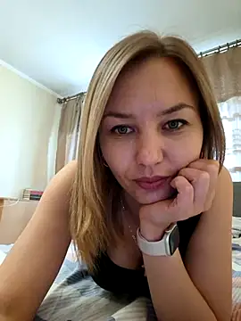 Snapshot of VeroLoverx chatting on 09-24-25, 12:08 VeroLoverx online show from 09-24-25, 12:08