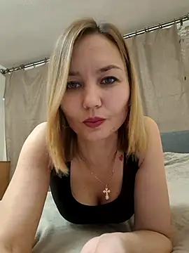 Snapshot of VeroLoverx chatting on 11-28-25, 03:25 VeroLoverx online show from 11-28-25, 03:25