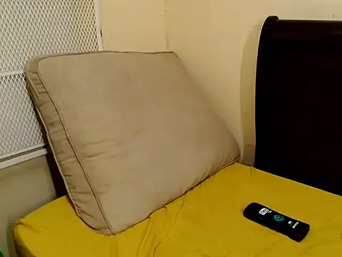 Snapshot of Kudziy chatting on 11-10-25, 07:29 Kudziy online show from 11-10-25, 07:29