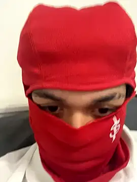 Snapshot of lionr0660 chatting on 09-25-25, 03:38 lionr0660 online show from 09-25-25, 03:38