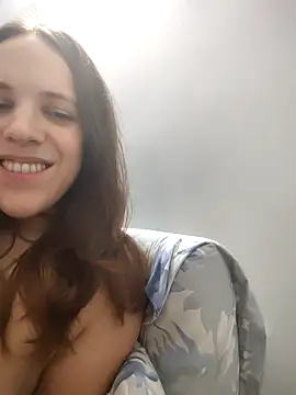 Snapshot of lauflor chatting on 04-18-26, 07:07 lauflor online show from 04-18-26, 07:07