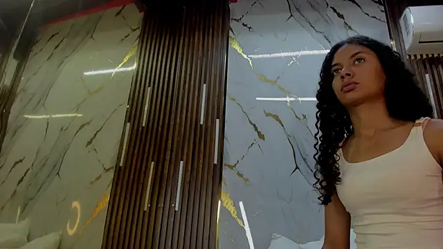 VictoriaDuart online show from 12-05-25, 08:16