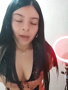 LunaJacobs online show from 02-13-26, 01:12