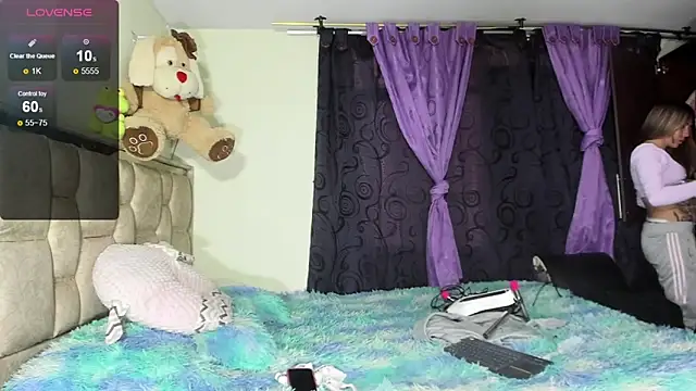 skinnyanddaphne online show from 03-09-26, 06:45