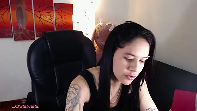Snapshot of Ashley_olivares chatting on 09-25-25, 04:54 Ashley olivares online show from 09-25-25, 04:54