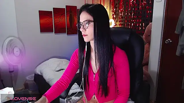 Snapshot of Ashley_olivares chatting on 10-14-25, 02:12 Ashley olivares online show from 10-14-25, 02:12