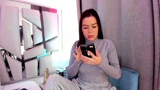 Snapshot of _valeria_saenz_ chatting on 05-16-26, 01:54 valeria saenz online show from 05-16-26, 01:54