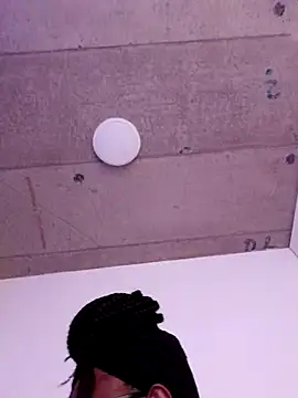 Snapshot of Gyminae chatting on 10-20-25, 08:26 Gyminae online show from 10-20-25, 08:26