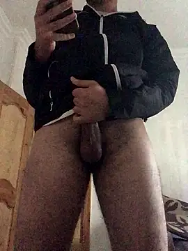 FlungBergenia online show from 01-10-26, 01:13