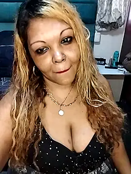 Snapshot of hemilynthomas2467 chatting on 11-16-25, 11:16 hemilynthomas2467 online show from 11-16-25, 11:16