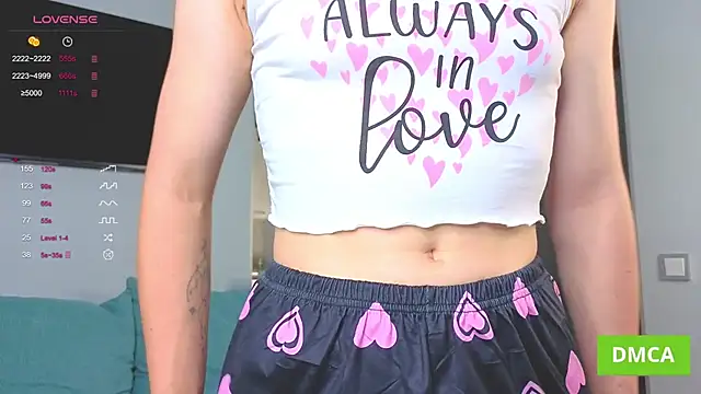 JuliannaWenger online show from 10-23-25, 05:01