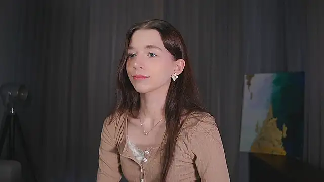 Snapshot of RoxieBolich chatting on 09-10-25, 01:33 RoxieBolich online show from 09-10-25, 01:33
