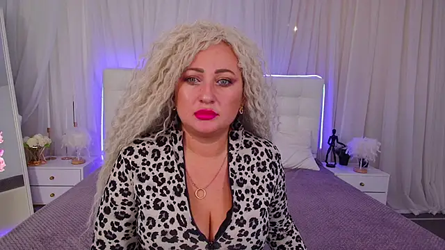 Lilit 1Love online show from 10-13-25, 04:29