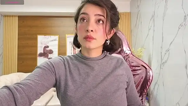 sara lopez s online show from 05-25-26, 02:01