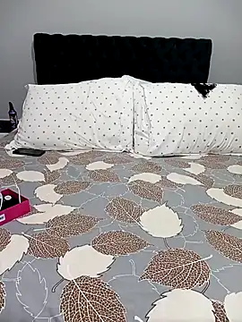 mekserina0 online show from 10-22-25, 09:03