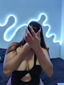 GabyMontenegro online show from 03-25-26, 12:11