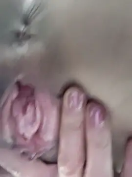 Lyly suri07 online show from 12-02-25, 05:08