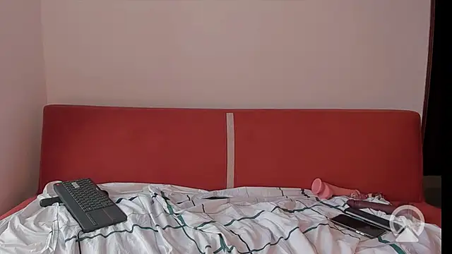 Snapshot of Amberdecolombia chatting on 07-06-26, 10:23 Amberdecolombia online show from 07-06-26, 10:23
