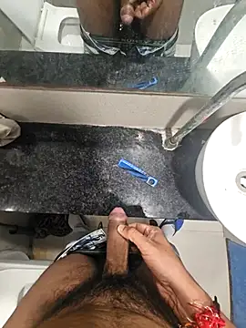 Snapshot of Gamecoc chatting on 09-19-25, 07:32 Gamecoc online show from 09-19-25, 07:32