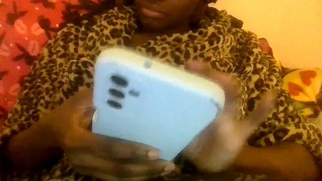 prettymaa online show from 09-25-25, 03:10