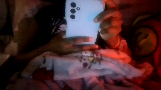 prettymaa online show from 10-22-25, 05:52