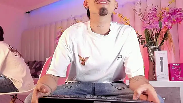 NikoStone  online show from 04-16-26, 01:50