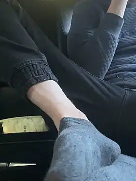 Snapshot of bmwe71 chatting on 09-26-25, 10:08 bmwe71 online show from 09-26-25, 10:08