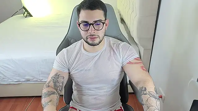 Snapshot of baby_mateo chatting on 06-19-26, 11:41 baby mateo online show from 06-19-26, 11:41