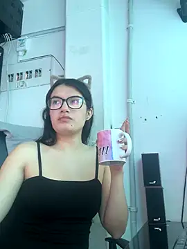 Snapshot of Madisson_Leblanc chatting on 09-09-25, 01:21 Madisson Leblanc online show from 09-09-25, 01:21