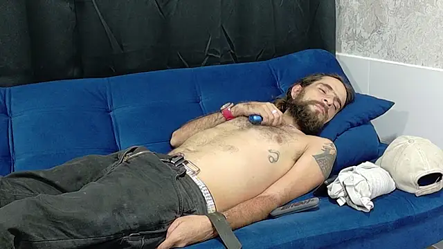 Snapshot of hairy_mannn chatting on 09-24-25, 04:16 hairy mannn online show from 09-24-25, 04:16