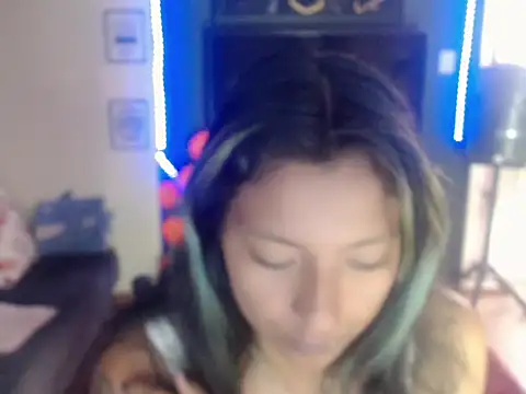 ScarletSizzling online show from 10-04-25, 01:20