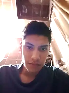 aispuro8505 online show from 10-21-25, 07:42