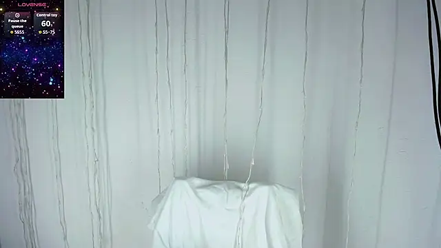 Snapshot of TheBlackwidows chatting on 09-30-25, 11:48 TheBlackwidows online show from 09-30-25, 11:48