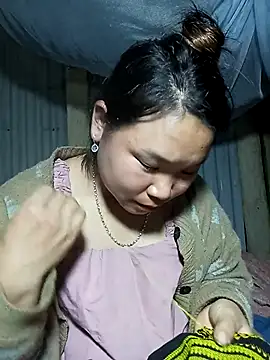 may-squirl online show from 11-06-25, 12:17