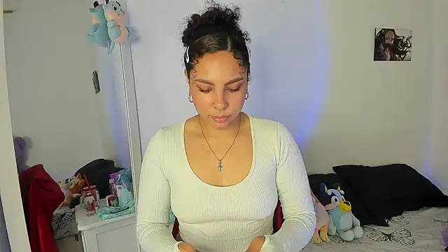 ViolettaMiller  online show from 04-08-26, 01:11