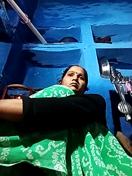 Jooli xx online show from 10-30-25, 12:39