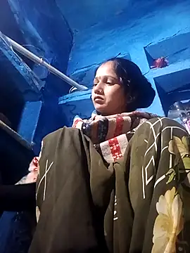 Jooli xx online show from 11-28-25, 01:41