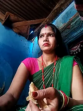 Jooli xx online show from 02-15-26, 04:31