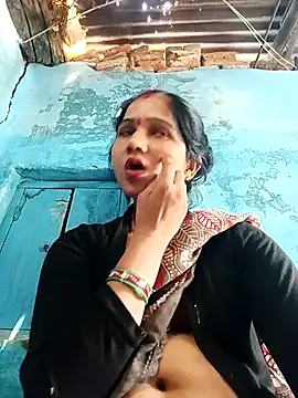 Jooli xx online show from 04-14-26, 06:08