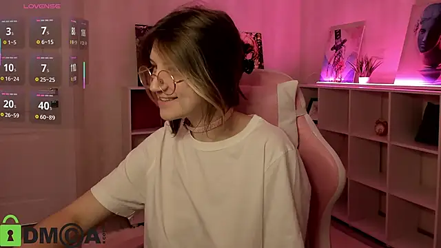 Agnes Passero online show from 10-12-25, 09:30